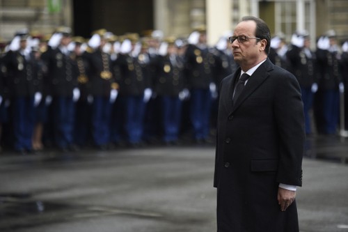 F.Hollande admits France Intelligence’s failure in terror attack prevention - ảnh 1